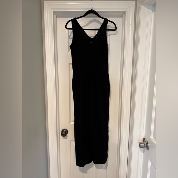 Loft Black Sleeveless Pant Jumpsuitsuit with pockets size medium petite - Picture 3 of 8